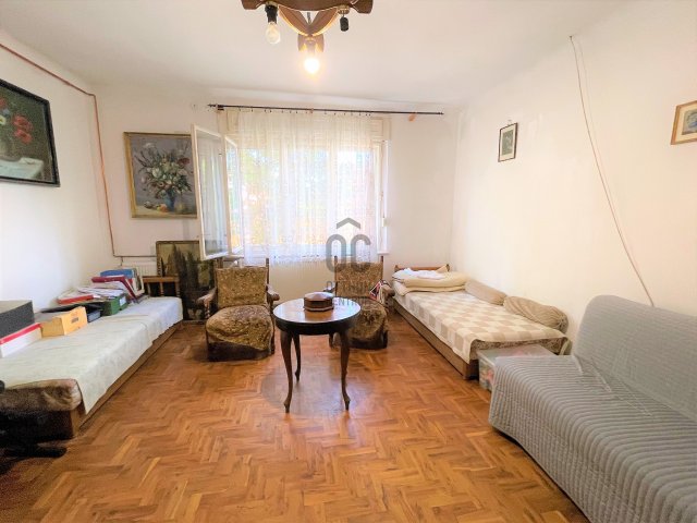 Eladó családi ház, Mogyoródon 58 M Ft, 6 szobás