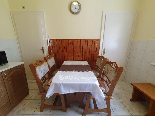 Eladó családi ház, Budapesten, X. kerületben 105 M Ft, 3 szobás