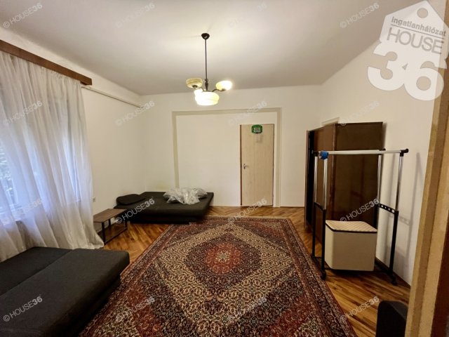 Kiadó családi ház, albérlet, Kecskeméten 350 E Ft / hó