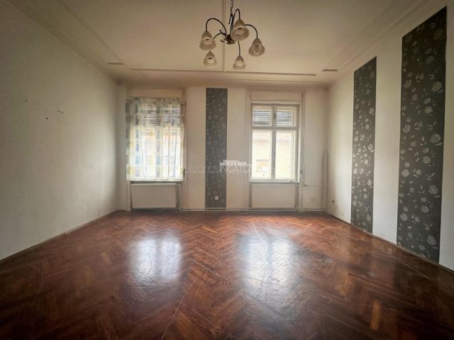 Eladó téglalakás, Szombathelyen 49 M Ft, 3 szobás