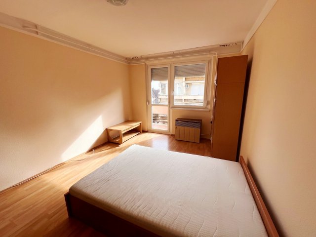 Eladó téglalakás, Nyíregyházán 31.5 M Ft, 1+1 szobás