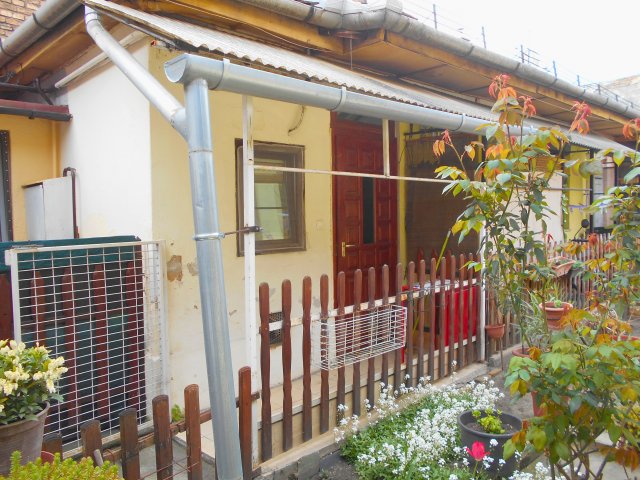 Eladó téglalakás, Budapesten, XX. kerületben 11.9 M Ft, 1 szobás