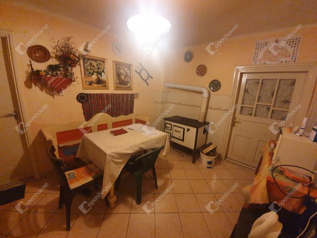 Eladó családi ház, Bélaváron 9.65 M Ft, 2 szobás