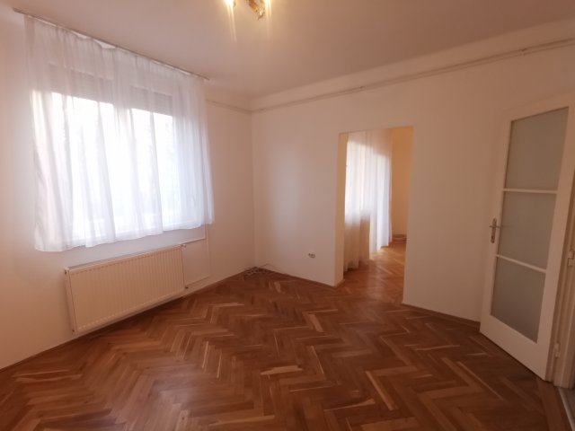 Eladó téglalakás, Budapesten, XXI. kerületben 49.5 M Ft