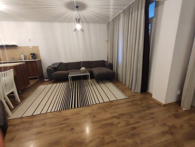 Kiadó téglalakás, albérlet, Szegeden 250 E Ft / hó, 3 szobás