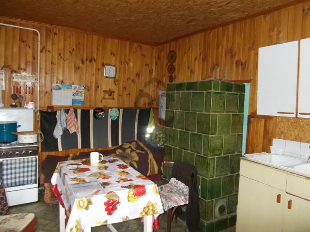 Eladó családi ház, Papon 10.5 M Ft, 2 szobás