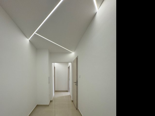 Eladó téglalakás, Pécsett, Esztergár Lajos utcában 60 M Ft