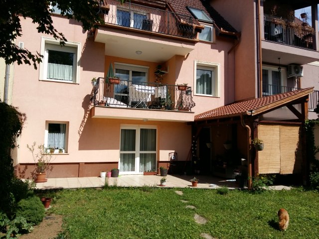 Eladó családi ház, Egerben 199 M Ft, 7 szobás