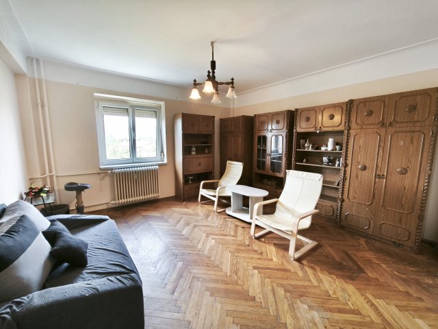 Eladó téglalakás, Dunaújvárosban 24.5 M Ft, 2 szobás