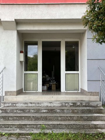 Eladó üzlethelyiség, Egerben 34.9 M Ft, 1 szobás