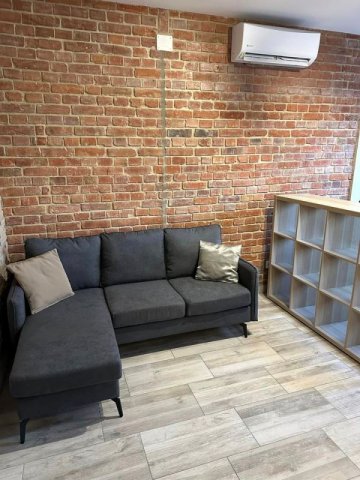 Kiadó téglalakás, albérlet, Pécsett 270 E Ft / hó, 3 szobás