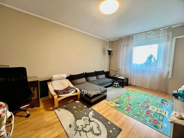 Eladó panellakás, Budapesten, IV. kerületben 64.9 M Ft, 3 szobás