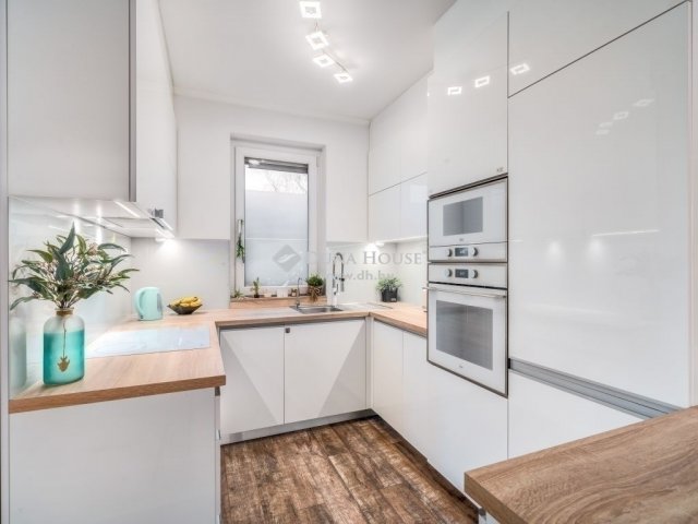 Eladó családi ház, Szigetszentmiklóson 119.9 M Ft, 4 szobás