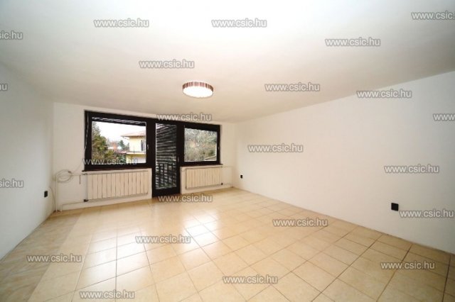 Eladó családi ház, Budapesten, III. kerületben 219 M Ft
