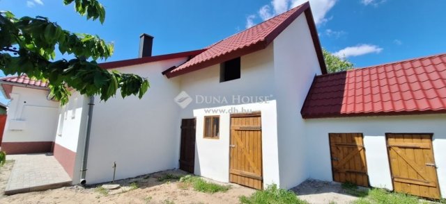 Eladó családi ház, Nagykőrösön 41.5 M Ft, 3 szobás