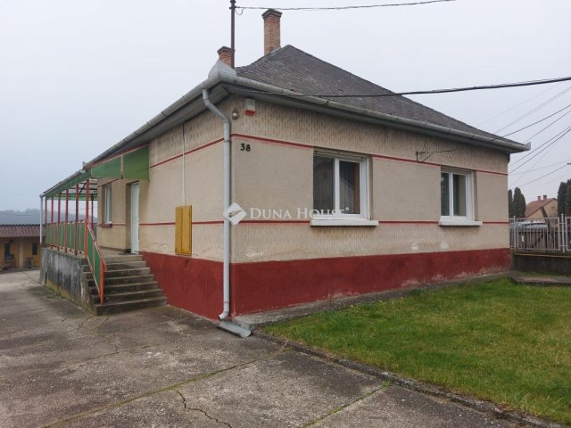 Eladó családi ház, Rádon 82 M Ft, 3 szobás