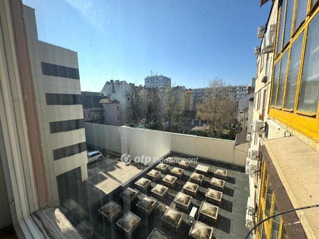 Kiadó iroda, Szegeden 40 E Ft / hó, 1 szobás