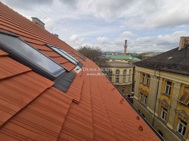 Eladó téglalakás, Budapesten, VIII. kerületben 32.9 M Ft