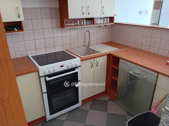 Eladó téglalakás, Budapesten, XXII. kerületben 85 M Ft, 4 szobás