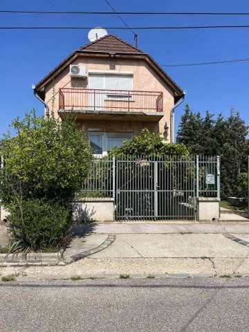 Eladó családi ház, Budapesten, XVIII. kerületben 121 M Ft