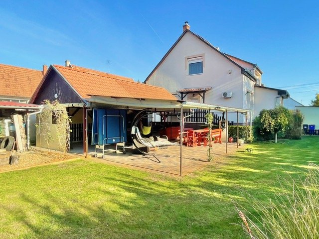 Eladó családi ház, Kecskeméten 122 M Ft, 5 szobás