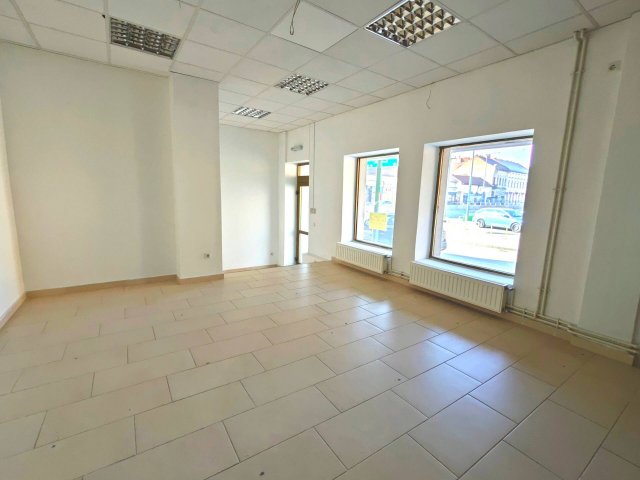 Kiadó üzlethelyiség, Miskolcon 300 E Ft / hó