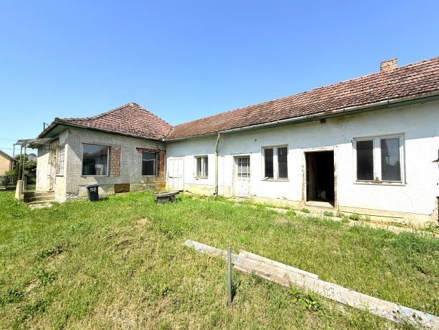 Eladó családi ház, Nyírmeggyesen 19.5 M Ft, 5 szobás