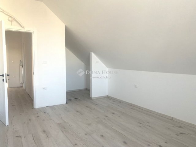 Eladó családi ház, Üllőn 85 M Ft, 4 szobás