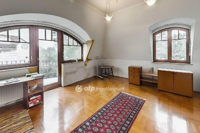 Eladó családi ház, Budapesten, II. kerületben 249 M Ft
