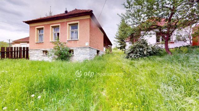 Eladó családi ház, Szőlősardón 7.5 M Ft, 2 szobás