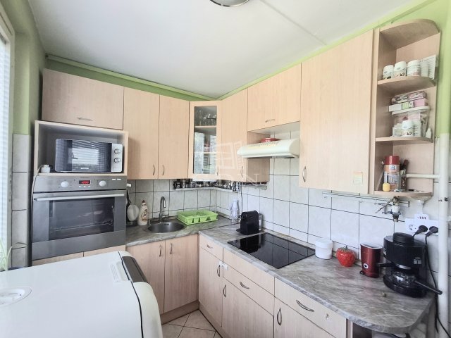 Eladó panellakás, Budapesten, XV. kerületben 70.9 M Ft