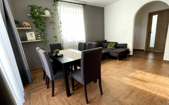 Eladó családi ház, Piliscséven 105 M Ft, 5 szobás