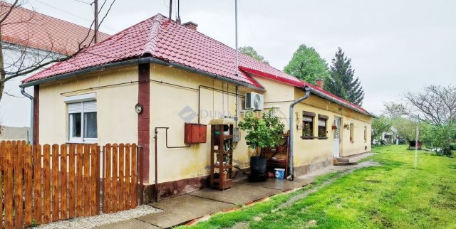 Eladó családi ház, Csokonyavisontán 18 M Ft, 4 szobás