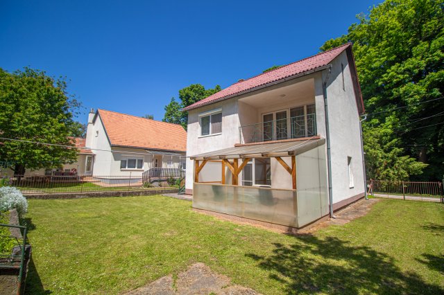 Eladó családi ház, Nagykovácsiban, Kolozsvár utcában 114 M Ft