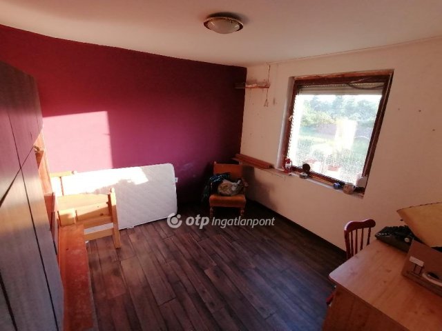 Eladó családi ház, Hajdúsámsonon 20.9 M Ft, 1 szobás