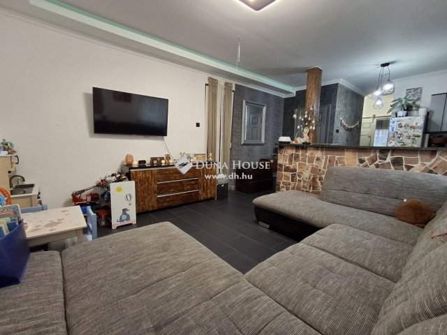 Eladó családi ház, Debrecenben 51.99 M Ft, 2 szobás