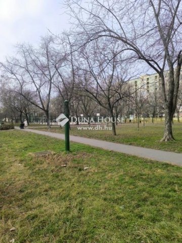 Eladó panellakás, Budapesten, XIV. kerületben 62.9 M Ft, 2 szobás