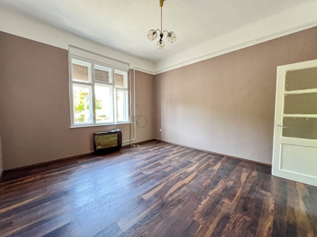 Eladó téglalakás, Budapesten, XX. kerületben 32.9 M Ft, 1 szobás