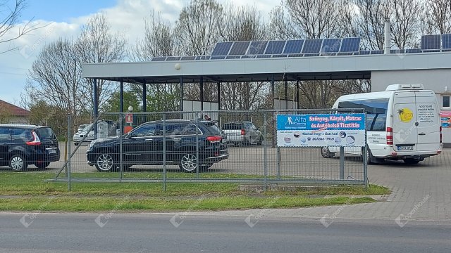 Eladó ipari ingatlan, Orosházán 150 M Ft / költözzbe.hu