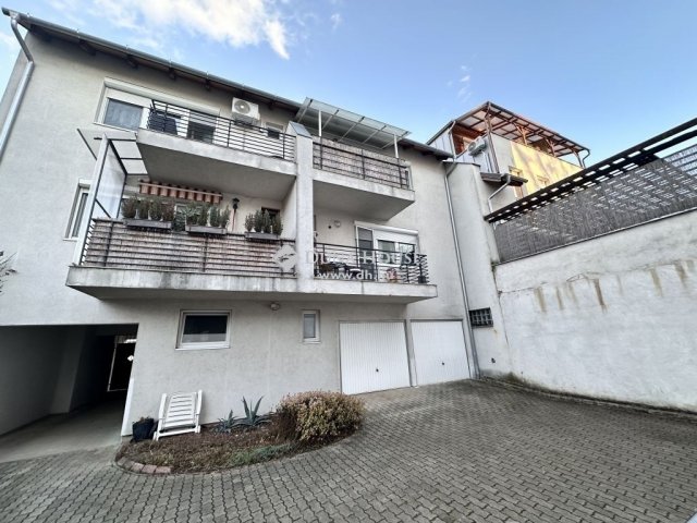 Eladó téglalakás, Szombathelyen 52.9 M Ft, 1+2 szobás