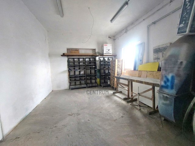 Kiadó ipari ingatlan, Budapesten, XXI. kerületben 400 E Ft / hó