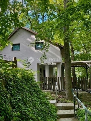 Eladó nyaraló, Orfűn 85 M Ft, 3 szobás / költözzbe.hu