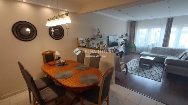 Eladó családi ház, Kecskeméten 83.99 M Ft, 4 szobás