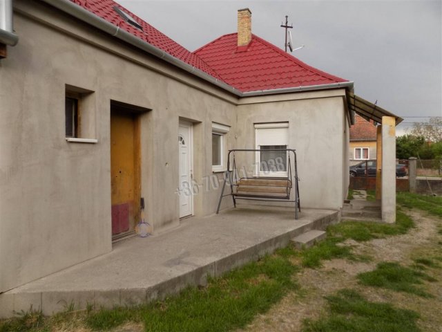 Eladó családi ház, Győrújfalun 48 M Ft, 2 szobás