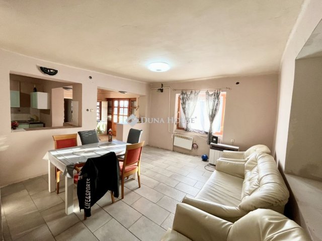 Eladó családi ház, Tiszavasváriban 11.9 M Ft, 2 szobás