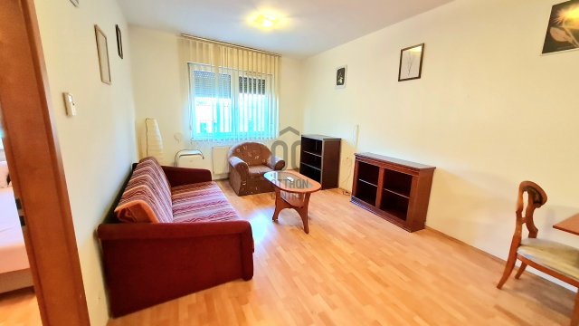 Kiadó téglalakás, albérlet, Debrecenben 195 E Ft / hó, 2 szobás