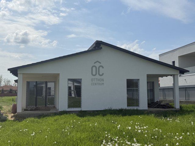 Eladó ikerház, Nyíregyházán 68 M Ft, 3 szobás