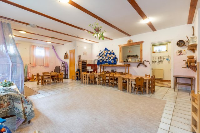 Kiadó ipari ingatlan, Székesfehérvárott 490 E Ft / hó
