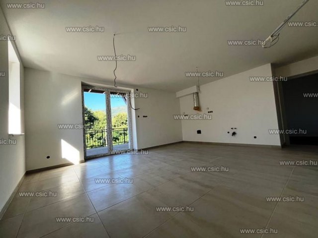 Eladó téglalakás, Pomázon 74.9 M Ft, 4 szobás