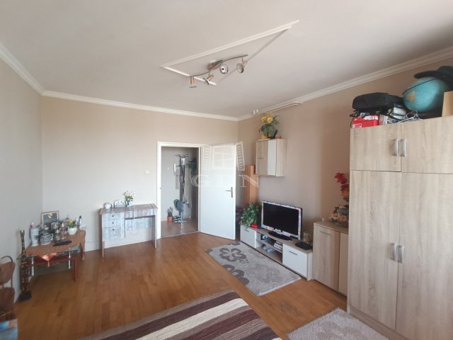 Eladó panellakás, Kecskeméten 36.9 M Ft, 2 szobás